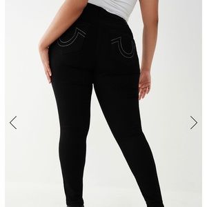 True Religion- Jennie Mid Rise Curvy Skinny Jean
